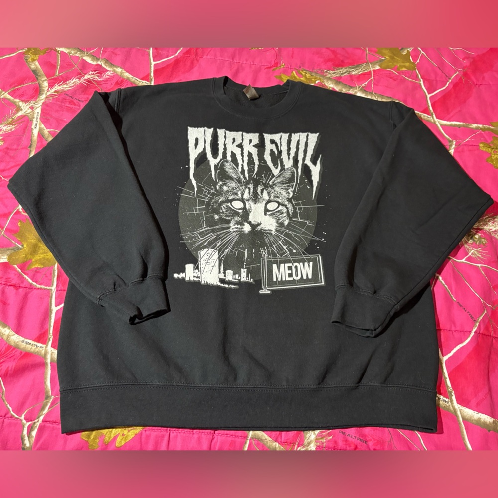 Gildan Black Crewneck Sweat Shirt with White 'Purr Evil' Cat Graphic